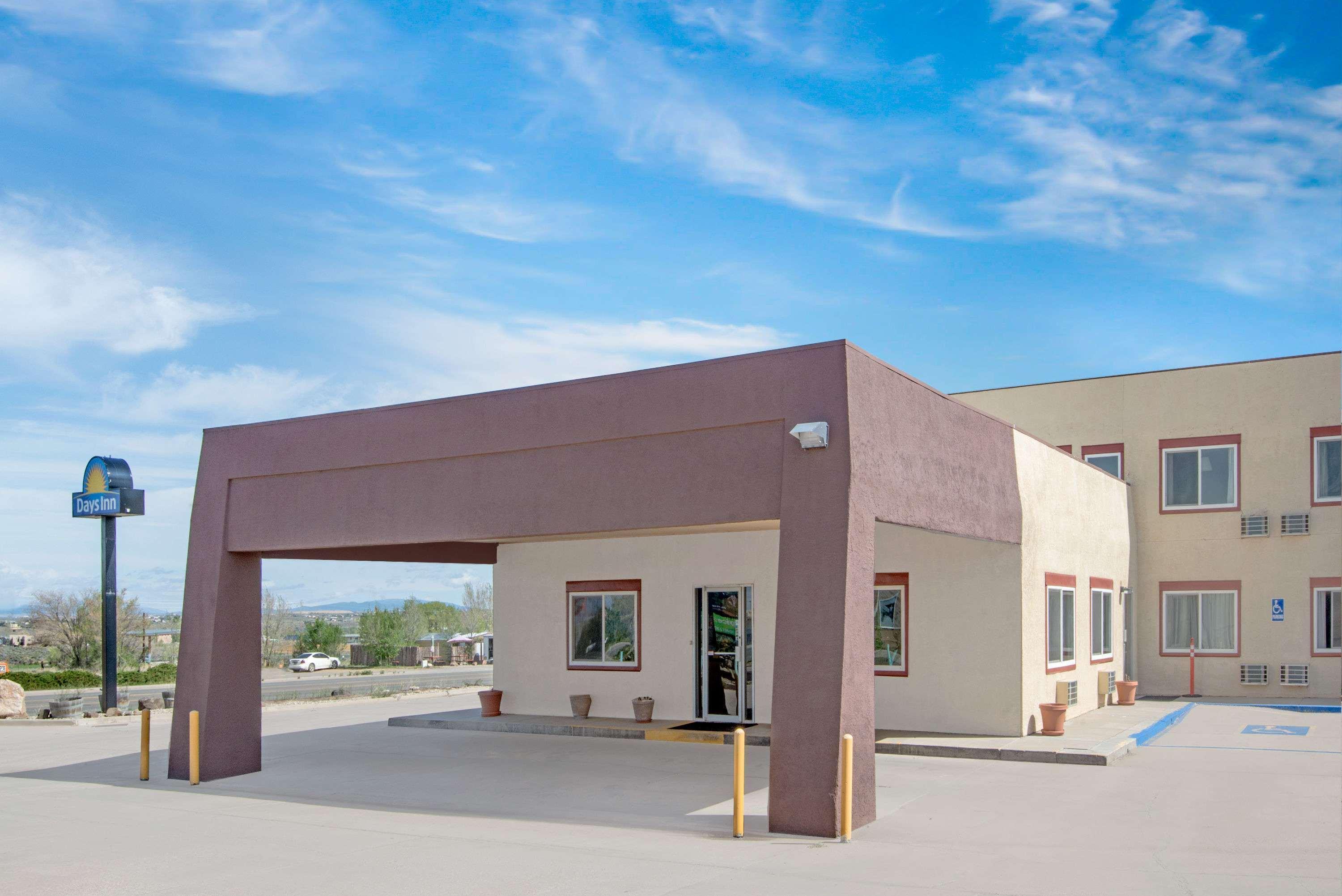 Days Inn By Wyndham Taos Eksteriør bilde
